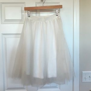 White tulle midi skirt